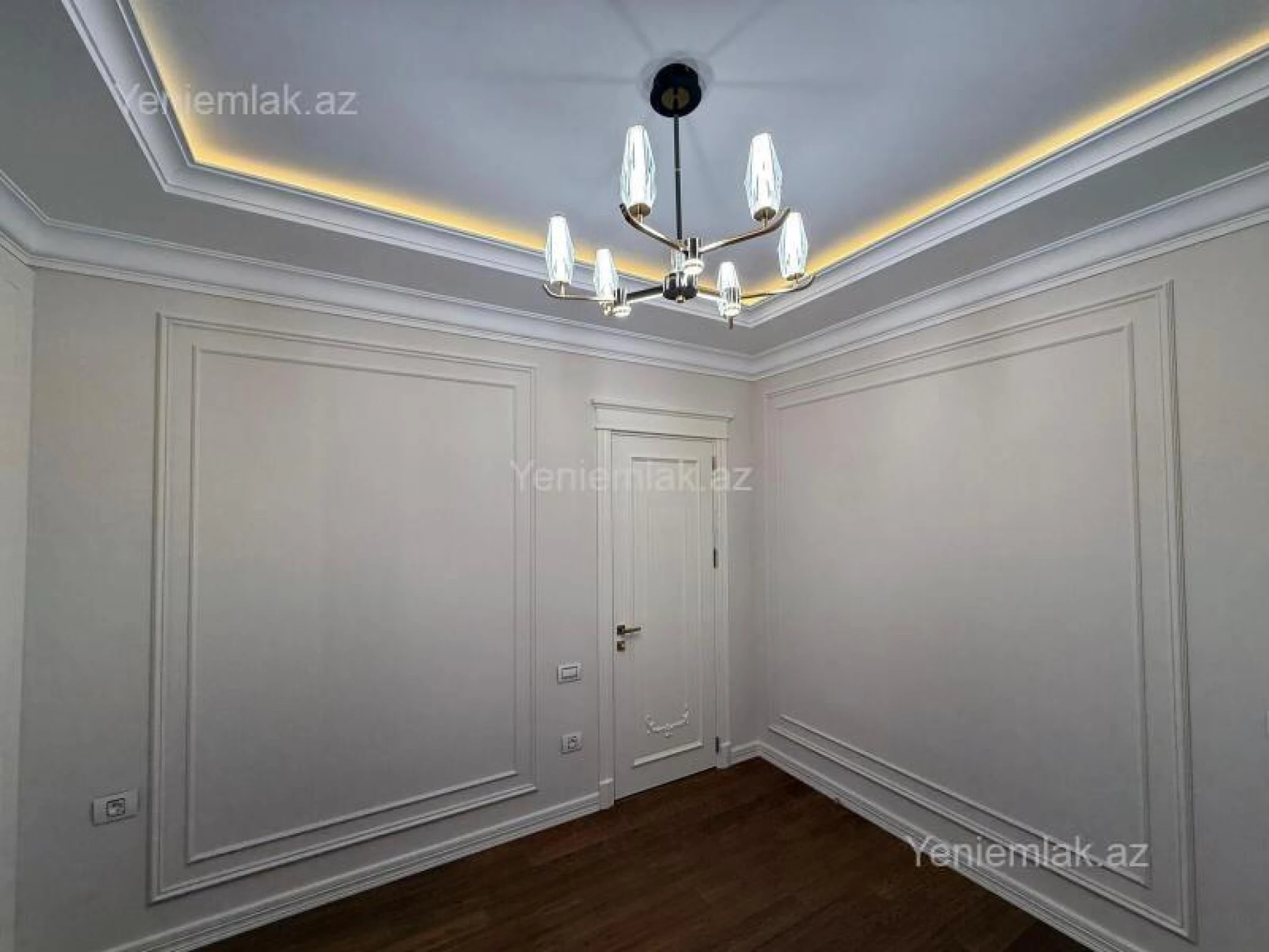 Satılır 4 otaqlı yeni tikili 180 m²