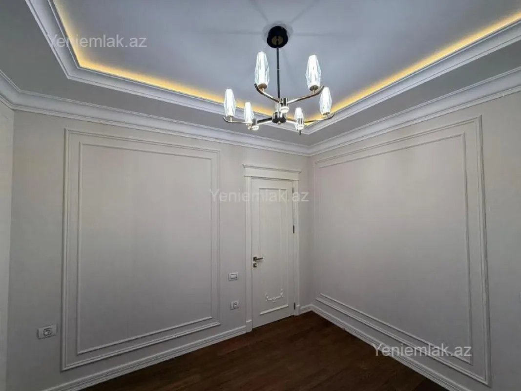 Satılır 4 otaqlı yeni tikili 180 m²