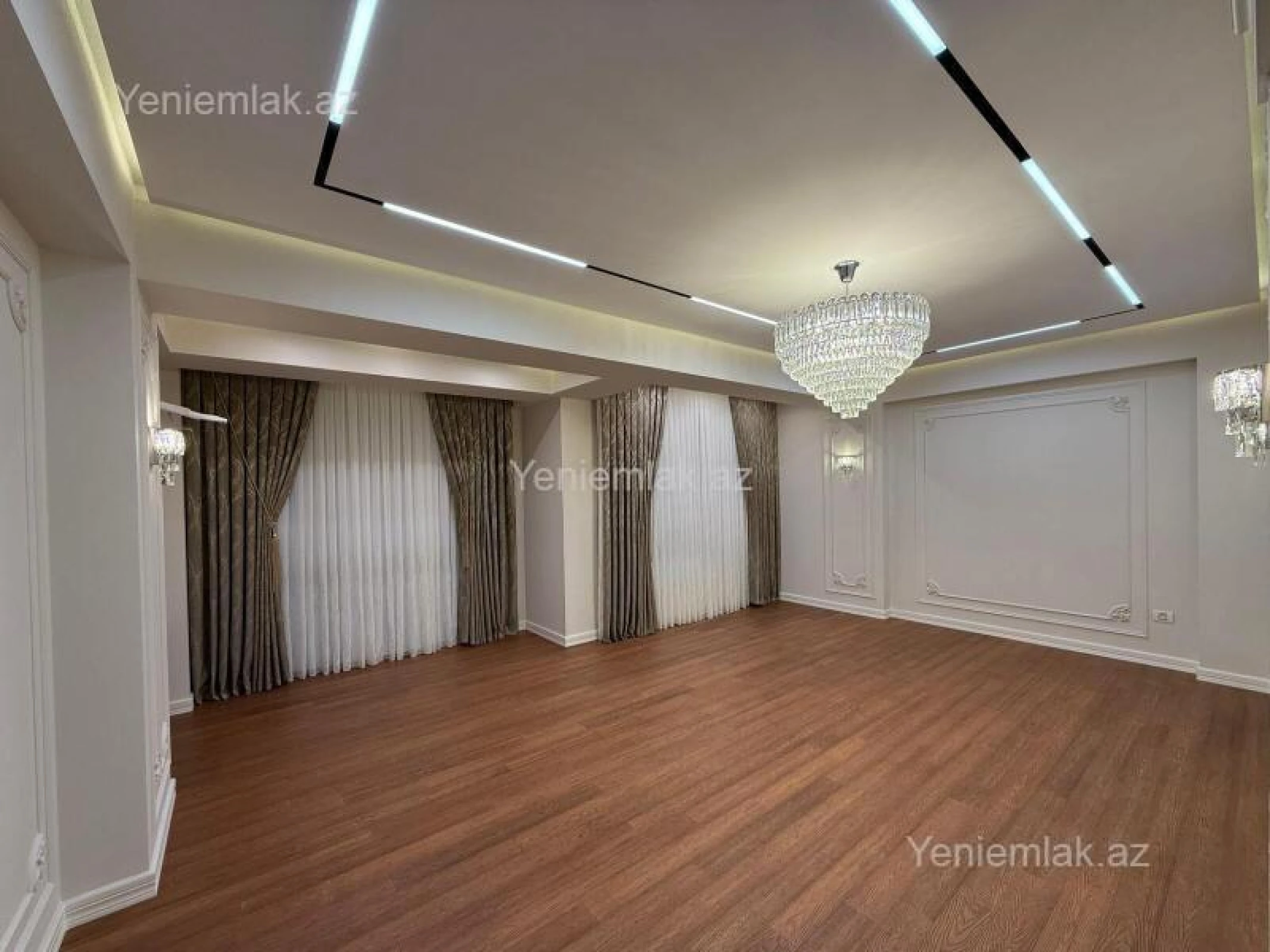 Satılır 4 otaqlı yeni tikili 180 m²