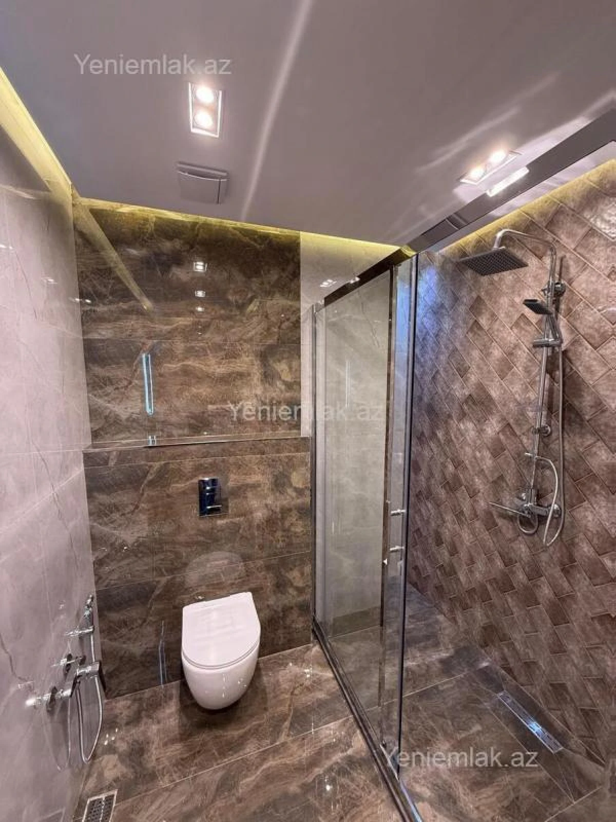 Satılır 4 otaqlı yeni tikili 180 m²