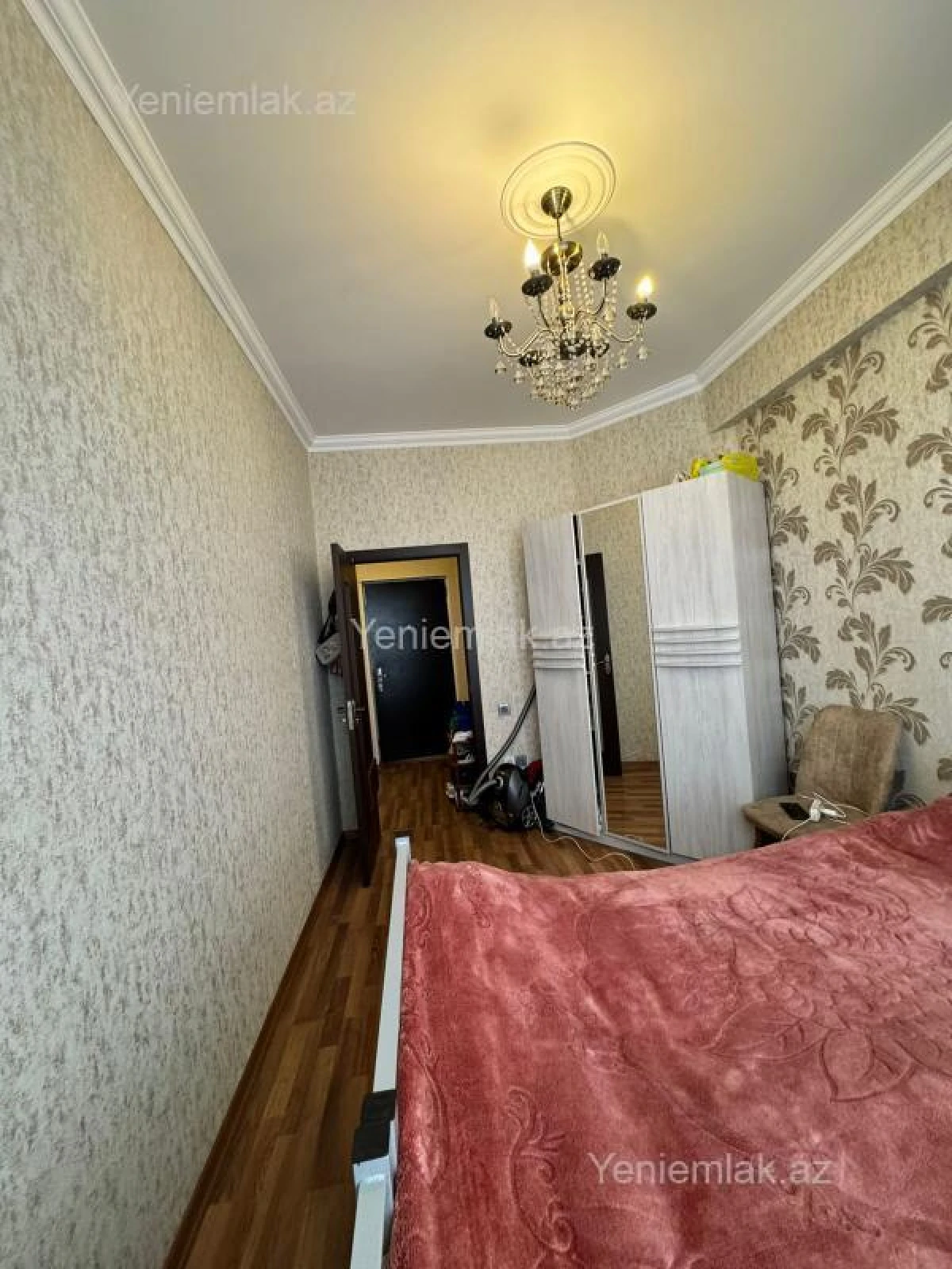 Satılır 2 otaqlı yeni tikili 60 m²