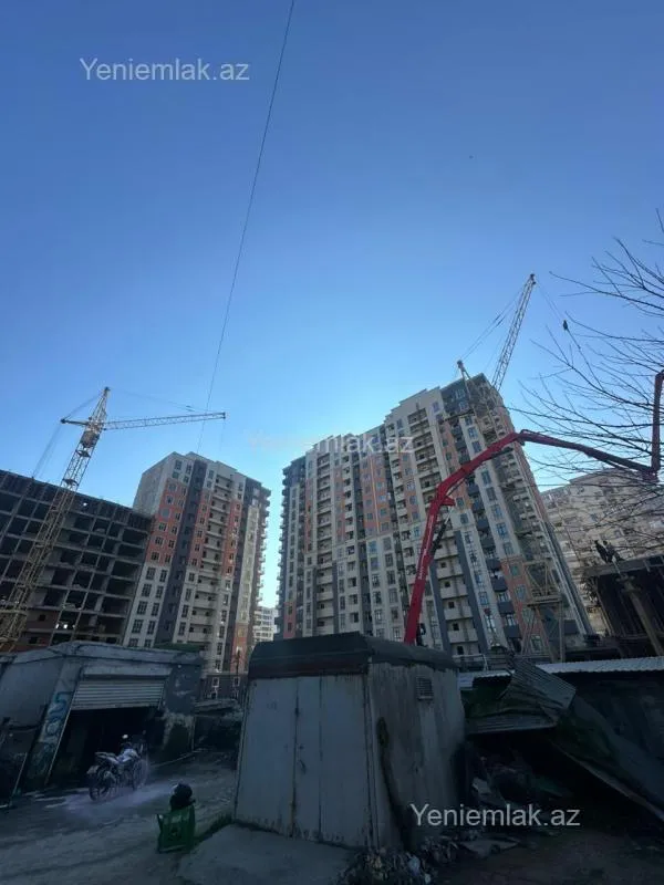 Satılır 3 otaqlı yeni tikili 90.5 m²