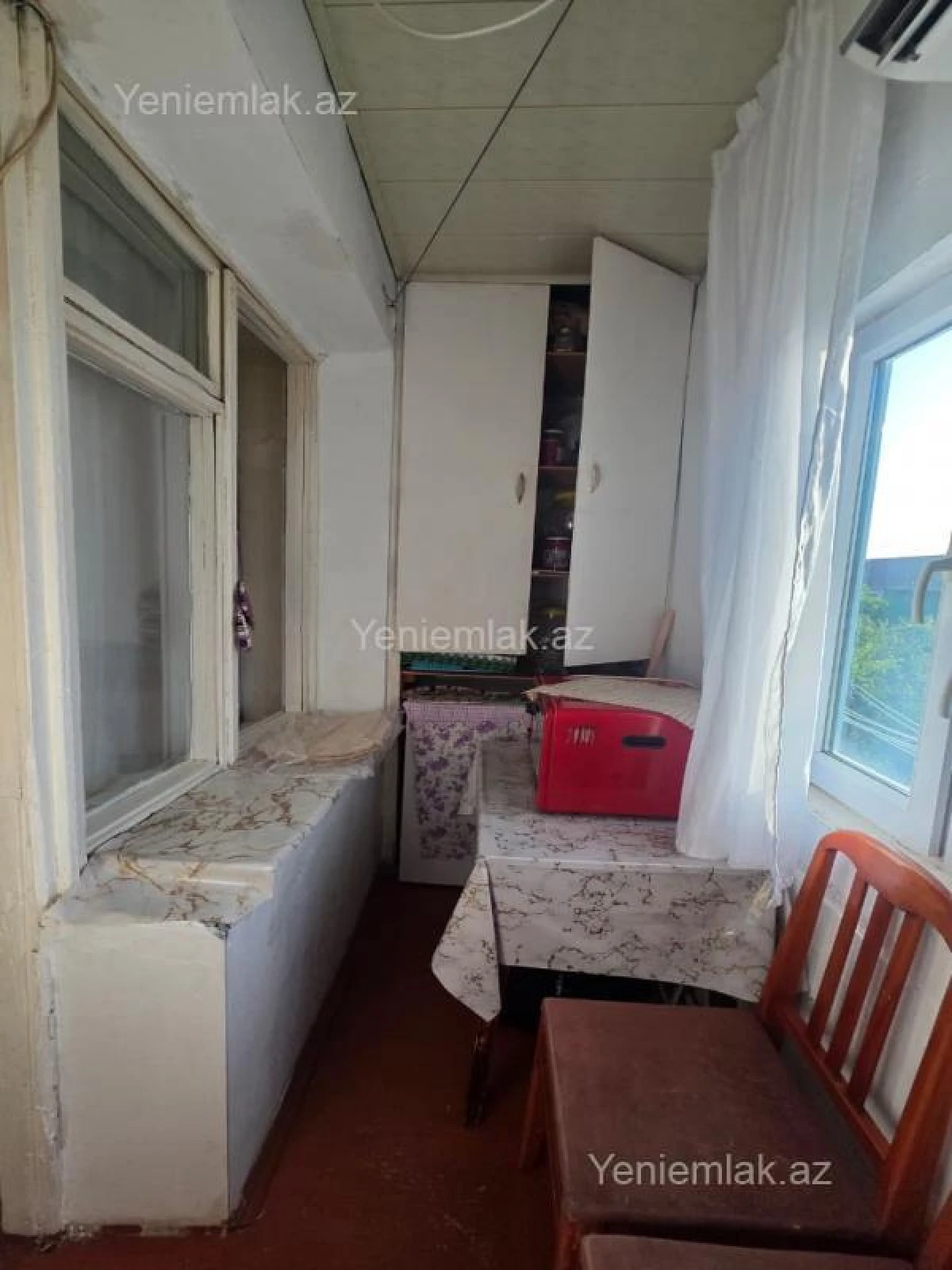 Satılır 1 otaqlı köhnə tikili 12 m²