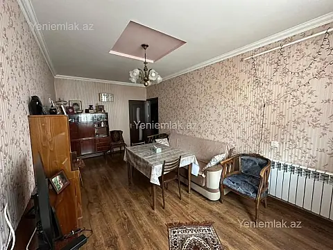 Satılır 2 otaqlı köhnə tikili 60 m²