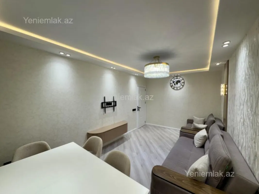 Satılır 2 otaqlı köhnə tikili 65 m²