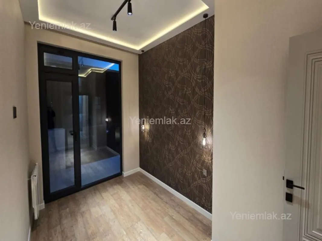 Satılır 3 otaqlı yeni tikili 100 m²