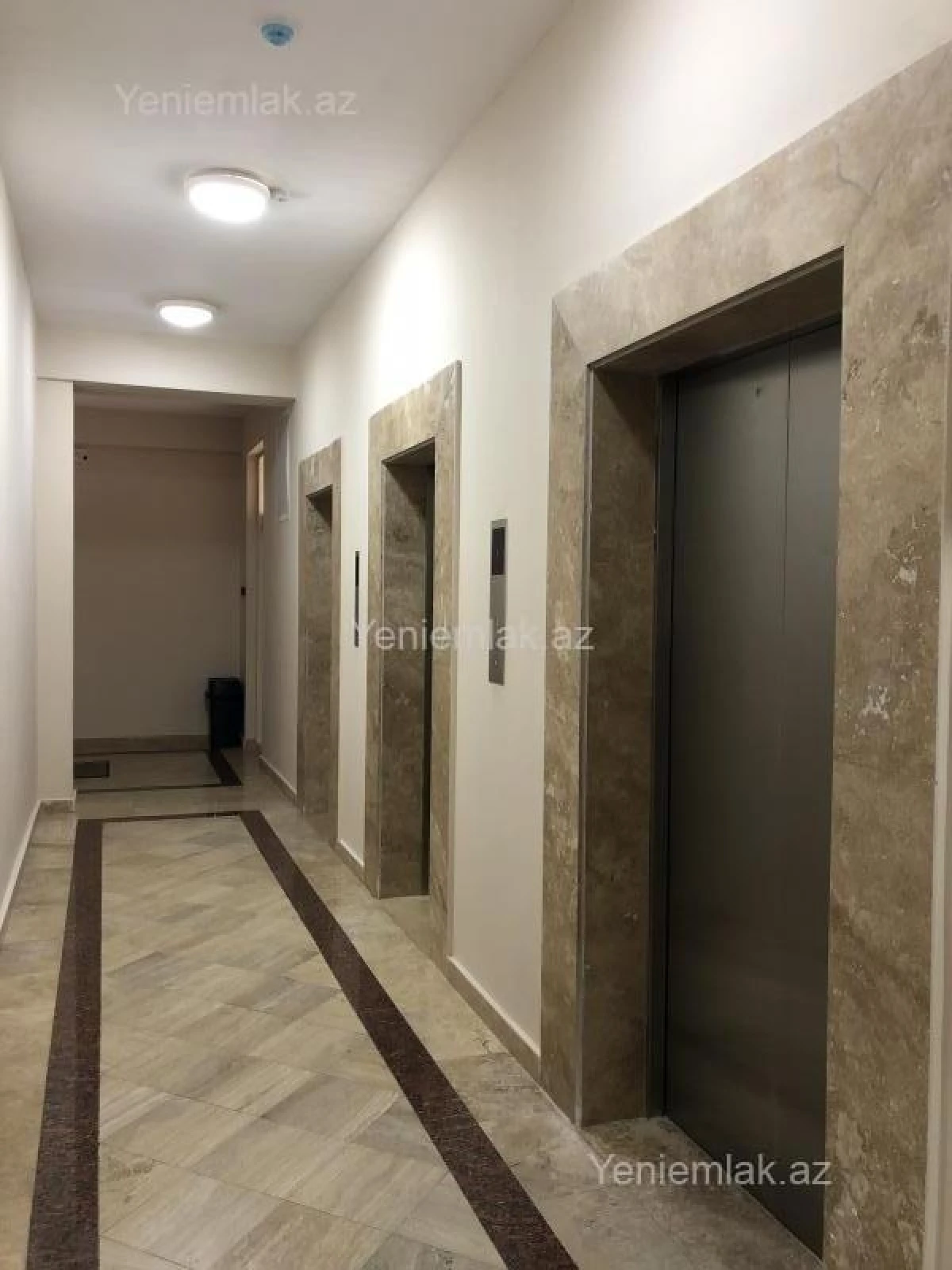 Satılır 5 otaqlı yeni tikili 250 m²