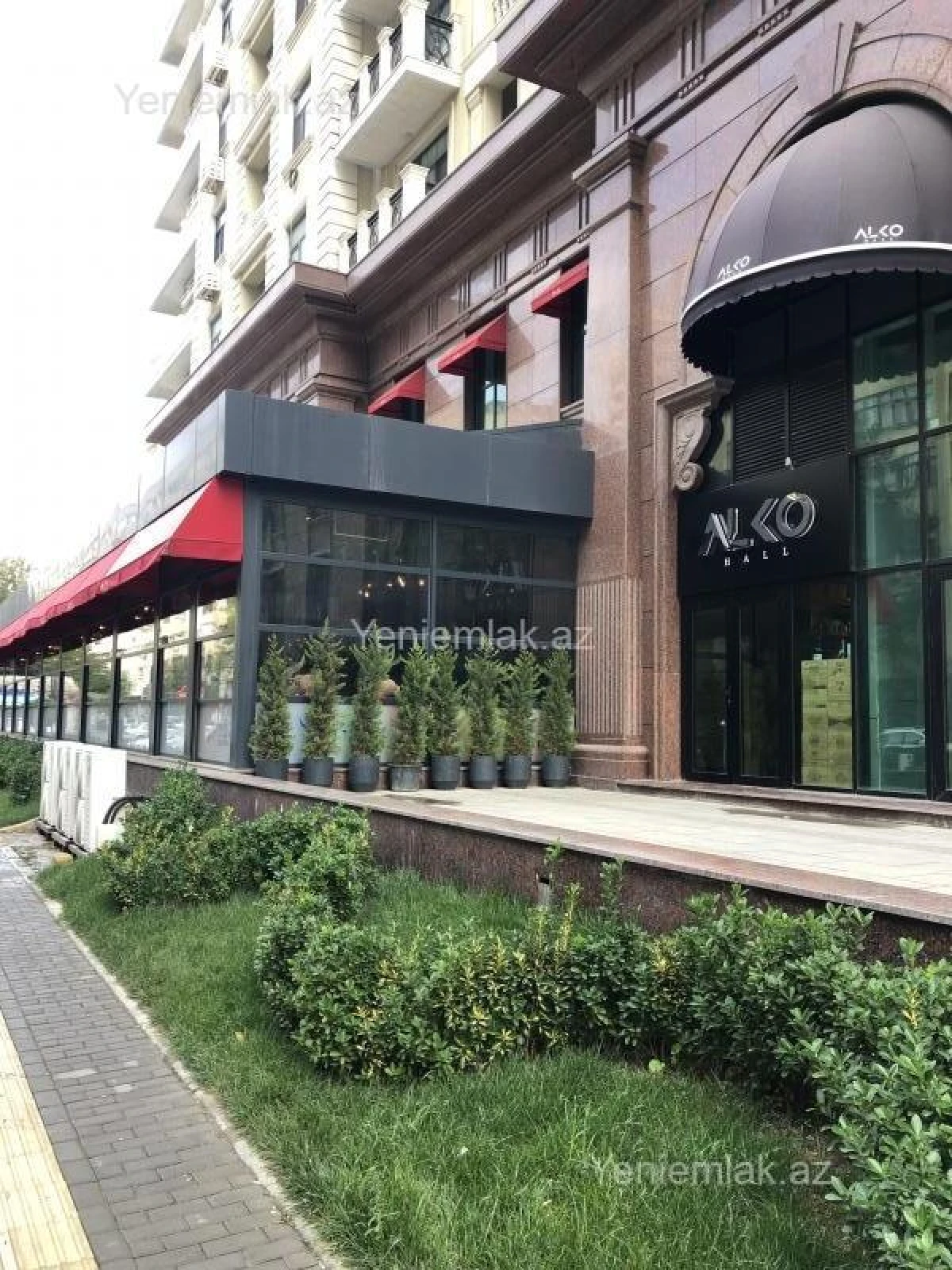 Satılır 5 otaqlı yeni tikili 250 m²