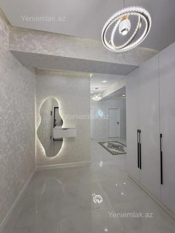 Satılır 3 otaqlı yeni tikili 126 m²