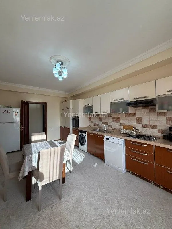 Satılır 3 otaqlı yeni tikili 123 m²