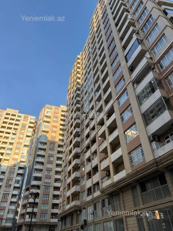 Satılır 3 otaqlı yeni tikili 123 m²