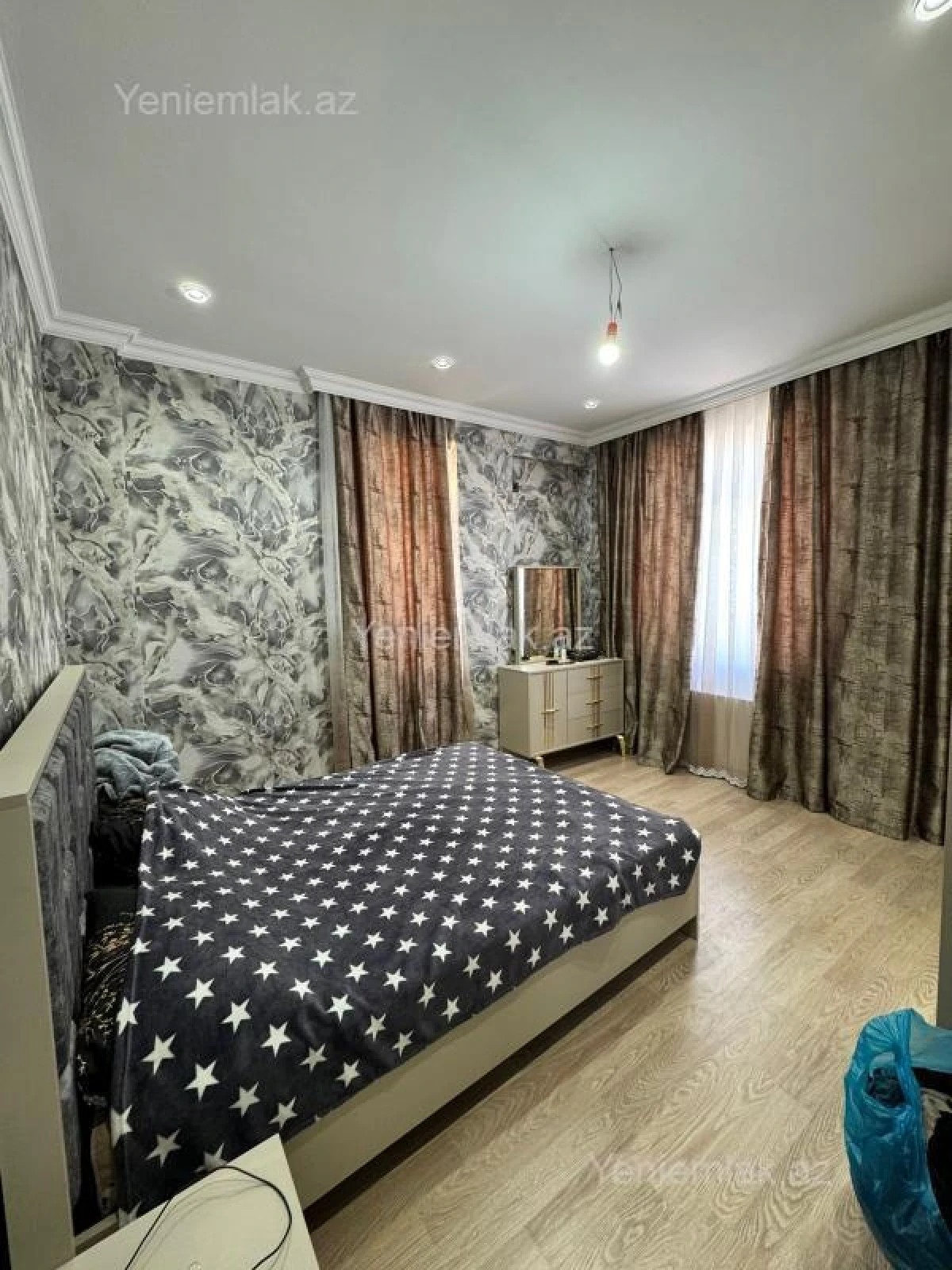 Satılır 2 otaqlı yeni tikili 79 m²