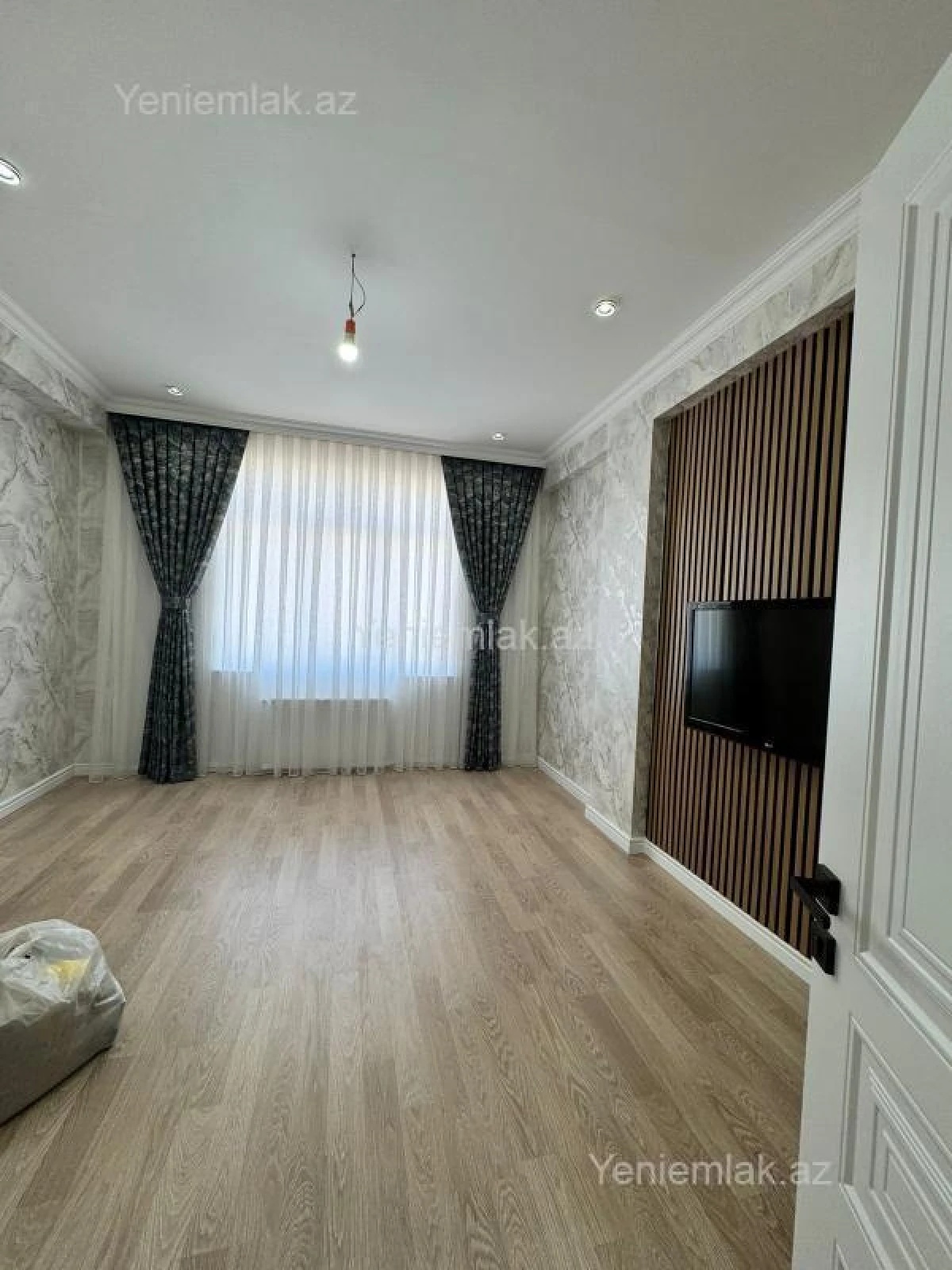 Satılır 2 otaqlı yeni tikili 79 m²