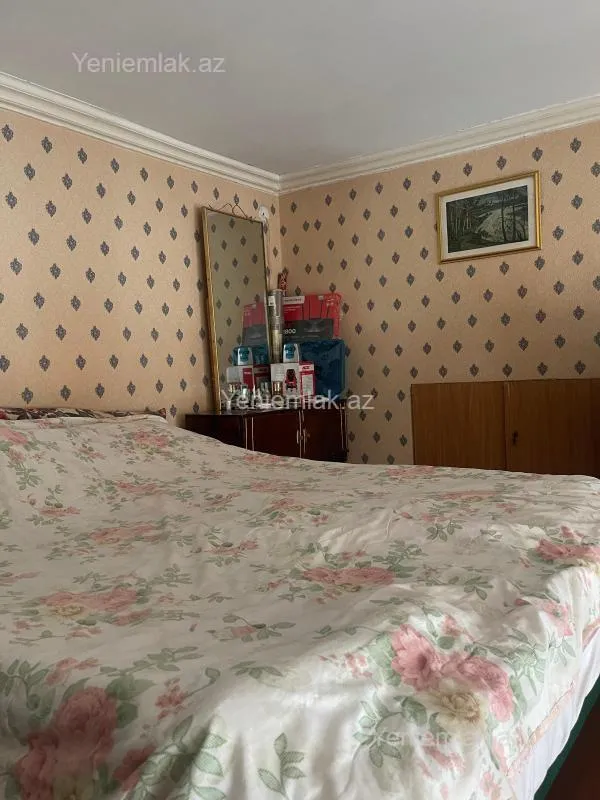 Satılır 3 otaqlı köhnə tikili 70 m²