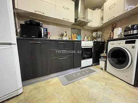 Satılır 3 otaqlı köhnə tikili 70 m²