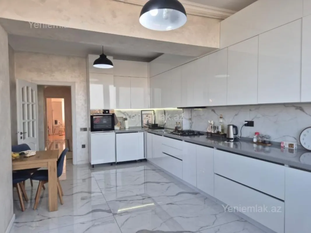 Satılır 3 otaqlı yeni tikili 149 m²