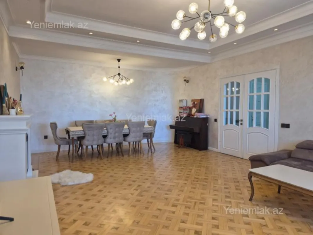 Satılır 3 otaqlı yeni tikili 149 m²