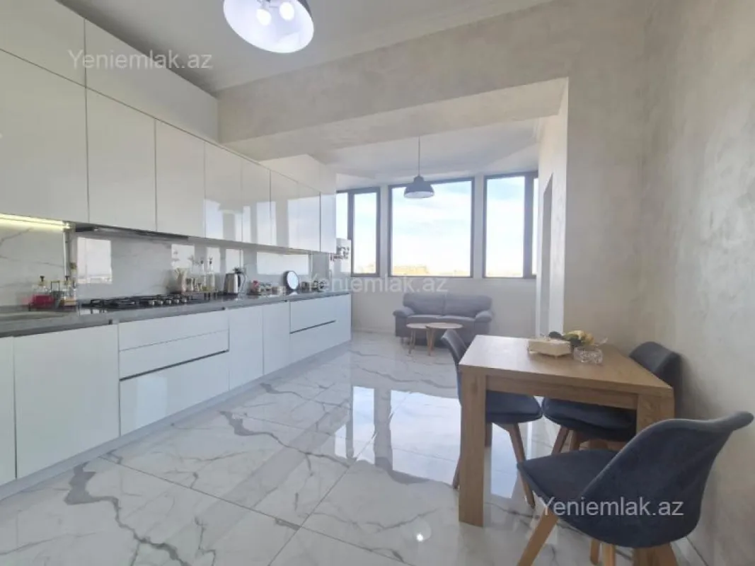 Satılır 3 otaqlı yeni tikili 149 m²