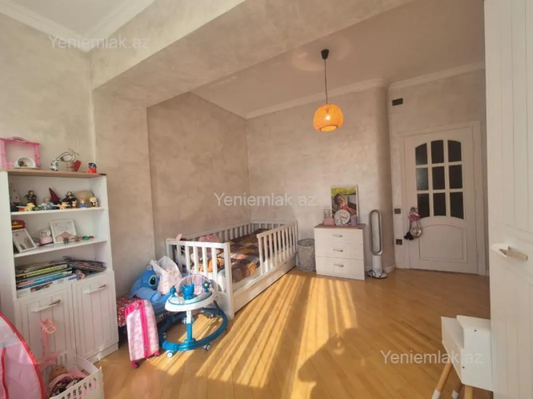 Satılır 3 otaqlı yeni tikili 149 m²