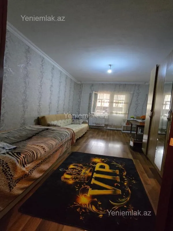 Satılır 2 otaqlı köhnə tikili 55 m²