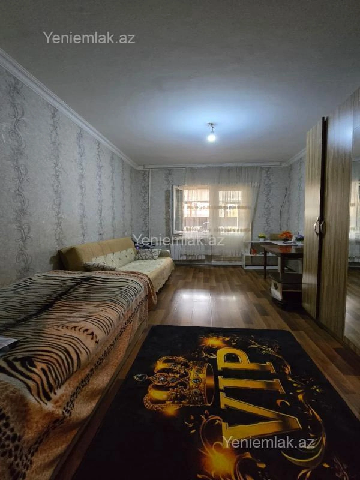 Satılır 2 otaqlı köhnə tikili 55 m²