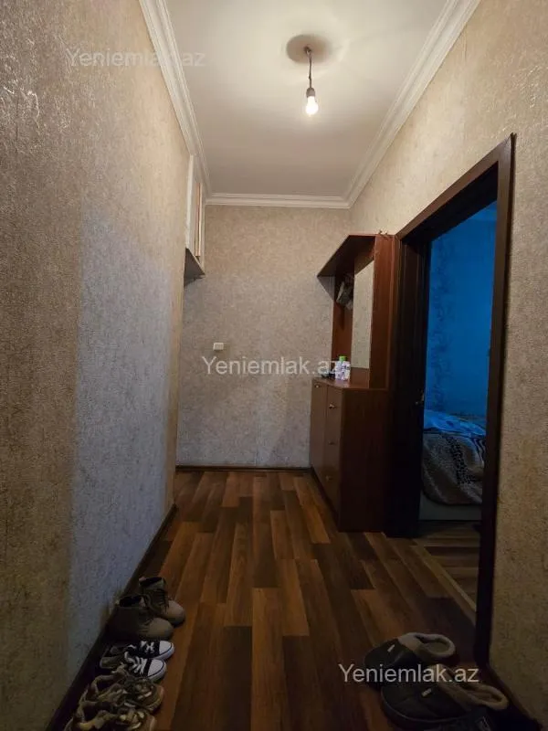 Satılır 2 otaqlı köhnə tikili 55 m²