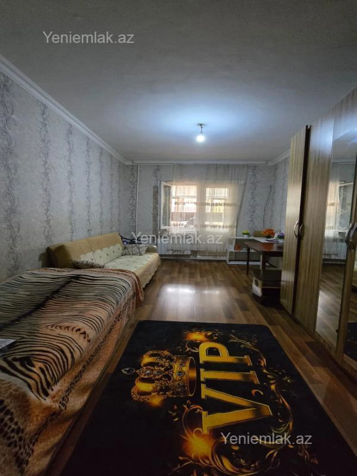 Satılır 2 otaqlı köhnə tikili 55 m²