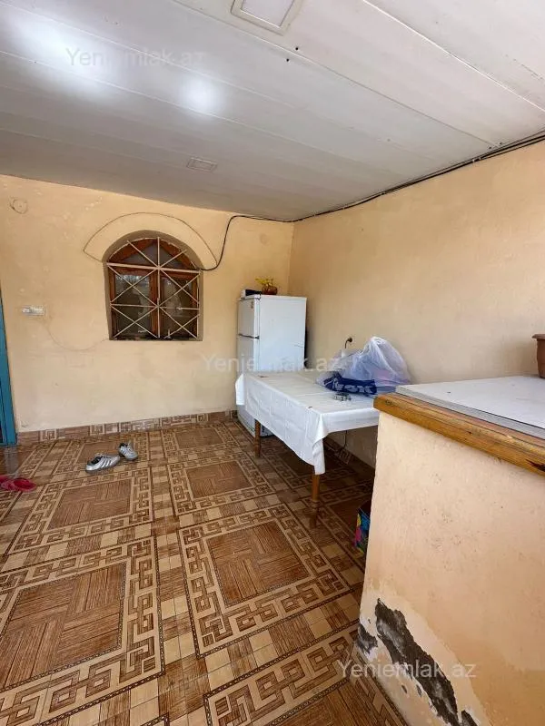 Satılır 4 otaqlı həyət evi 50 m²