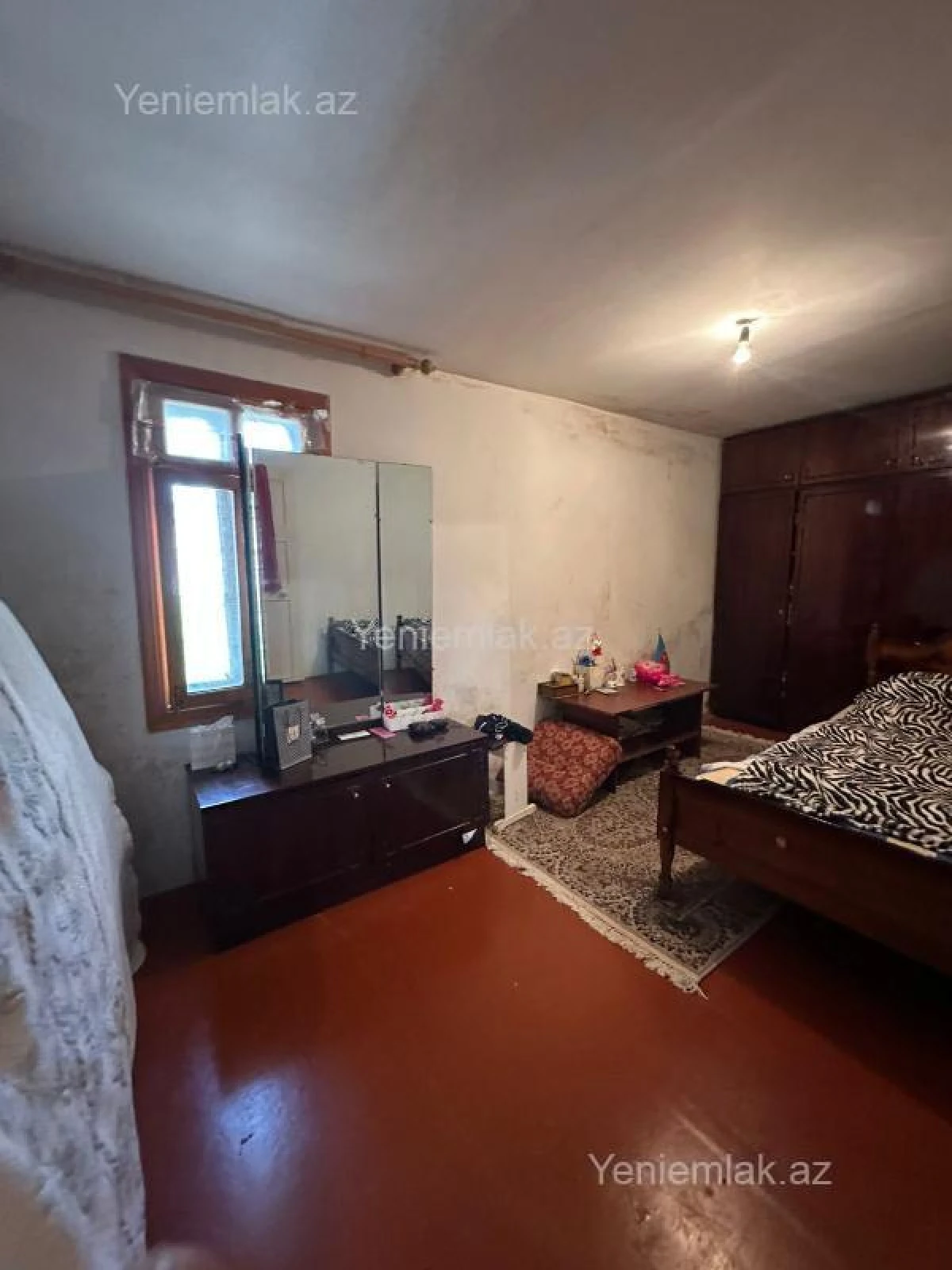 Satılır 4 otaqlı həyət evi 50 m²
