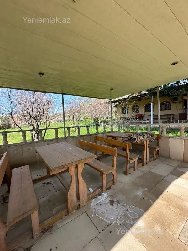 Satılır 4 otaqlı həyət evi 50 m²