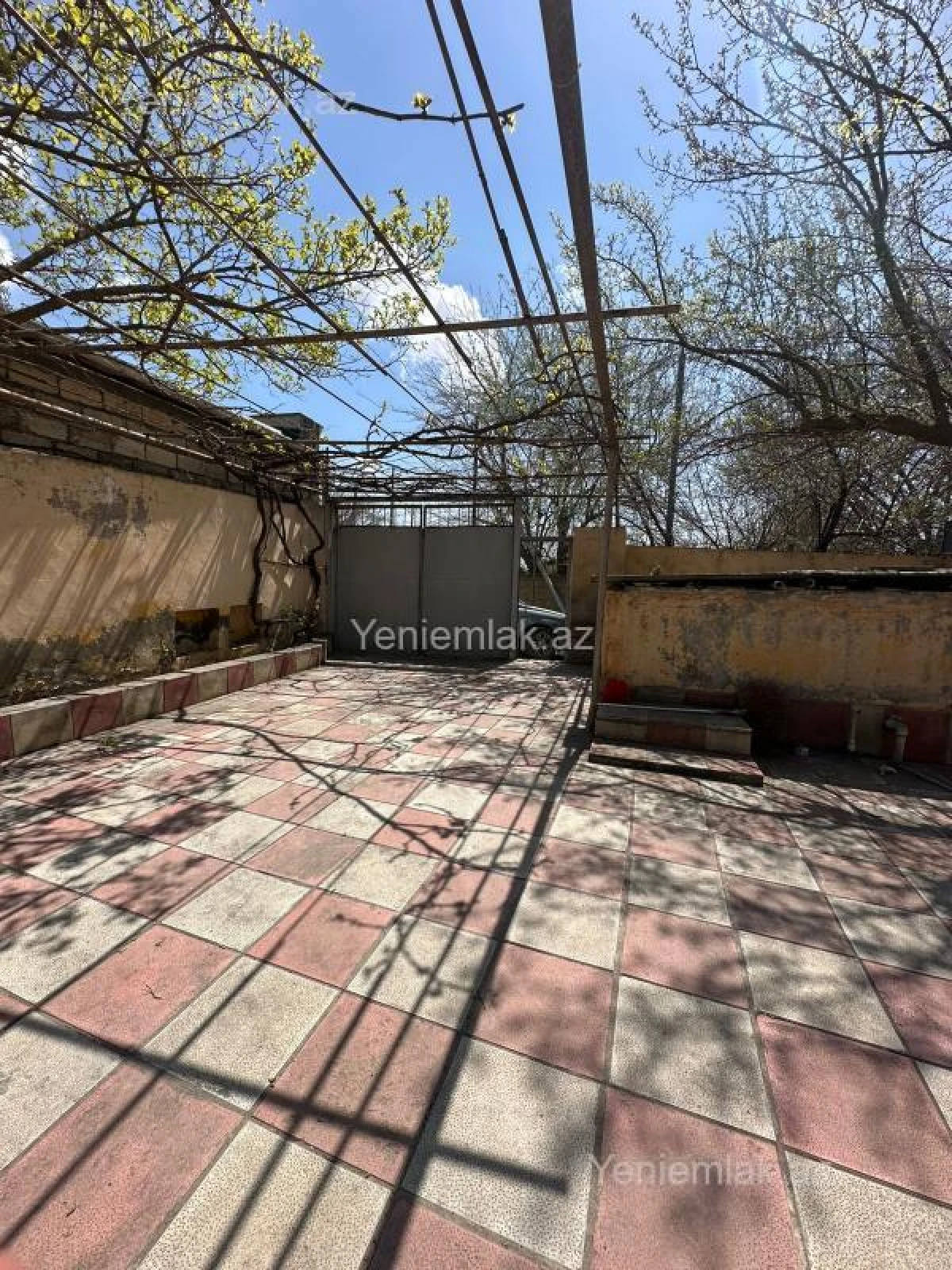 Satılır 4 otaqlı həyət evi 50 m²