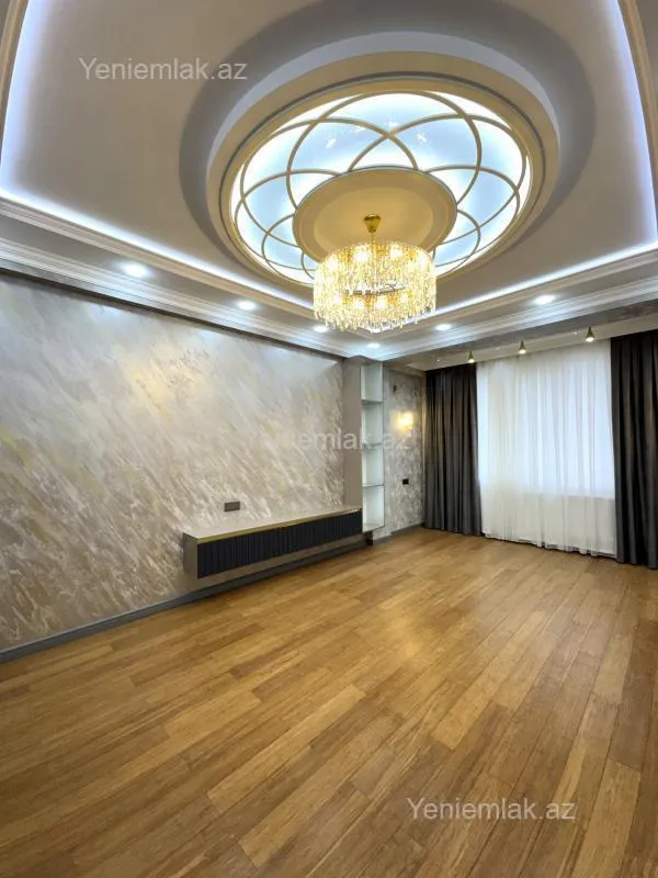 Satılır 3 otaqlı yeni tikili 118 m²