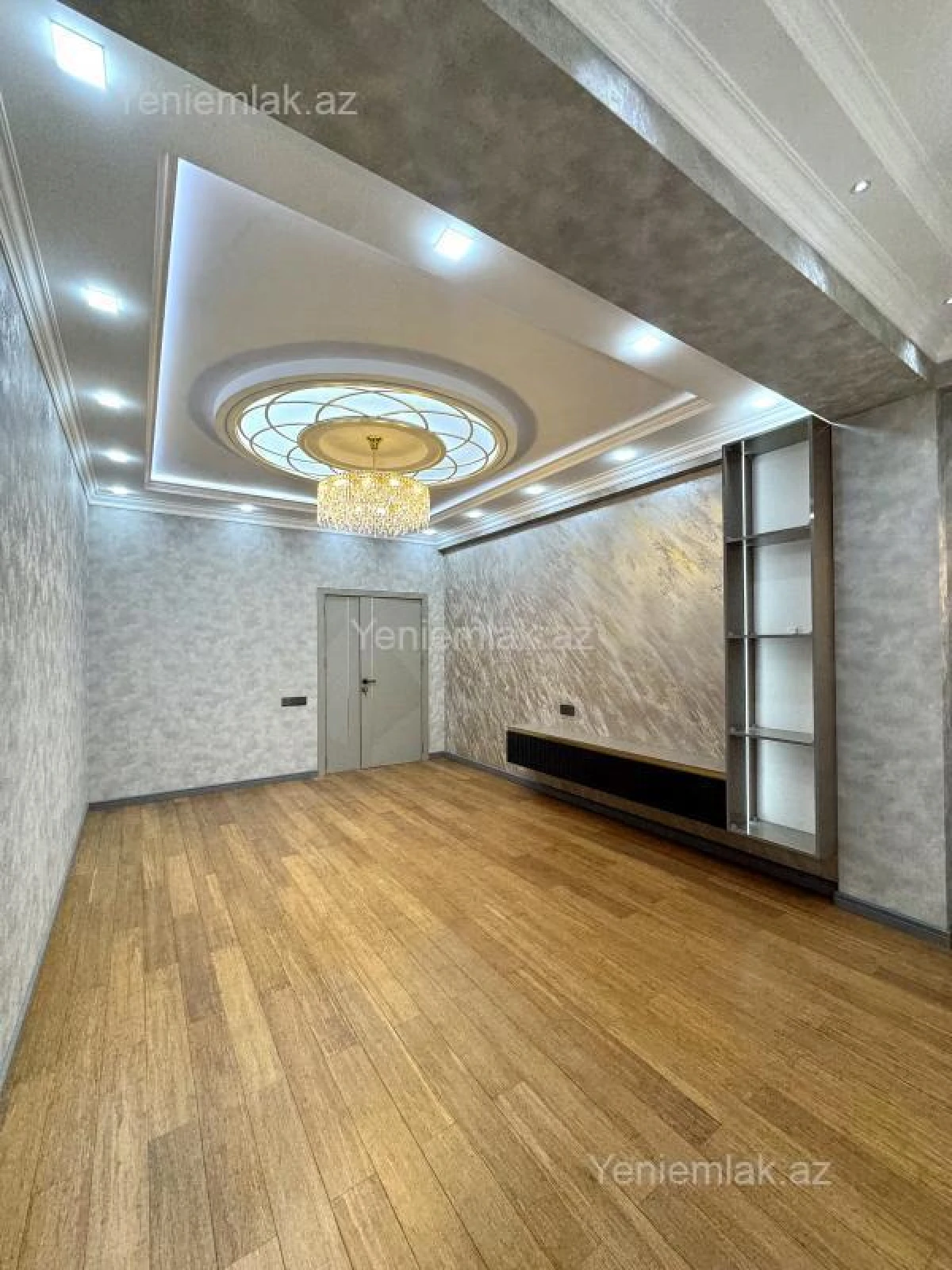 Satılır 3 otaqlı yeni tikili 118 m²