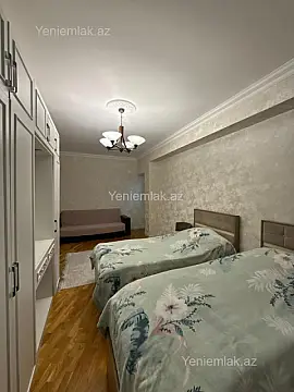 Satılır 4 otaqlı yeni tikili 135 m²