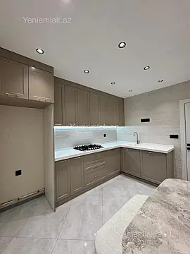 Satılır 2 otaqlı köhnə tikili 60 m²
