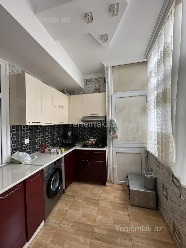 Satılır 2 otaqlı yeni tikili 61 m²