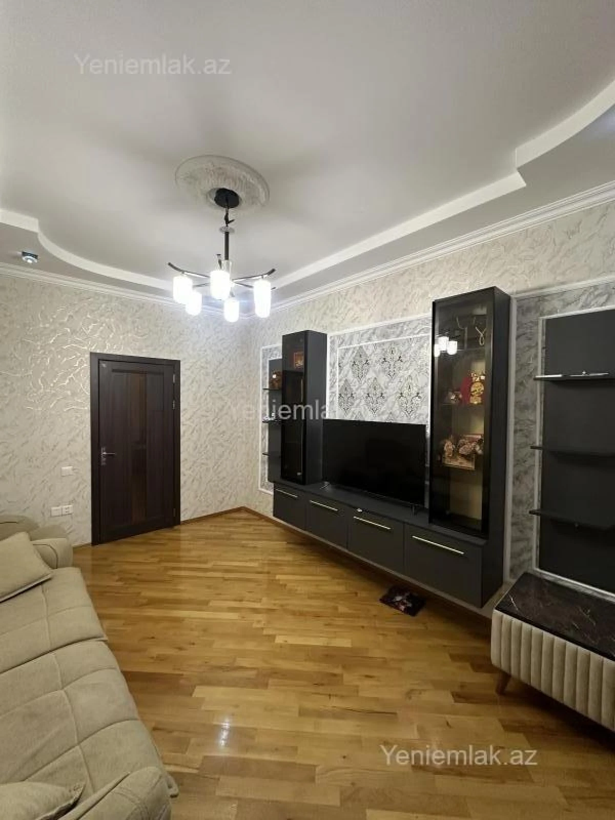 Satılır 2 otaqlı yeni tikili 61 m²