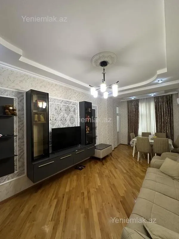 Satılır 2 otaqlı yeni tikili 61 m²