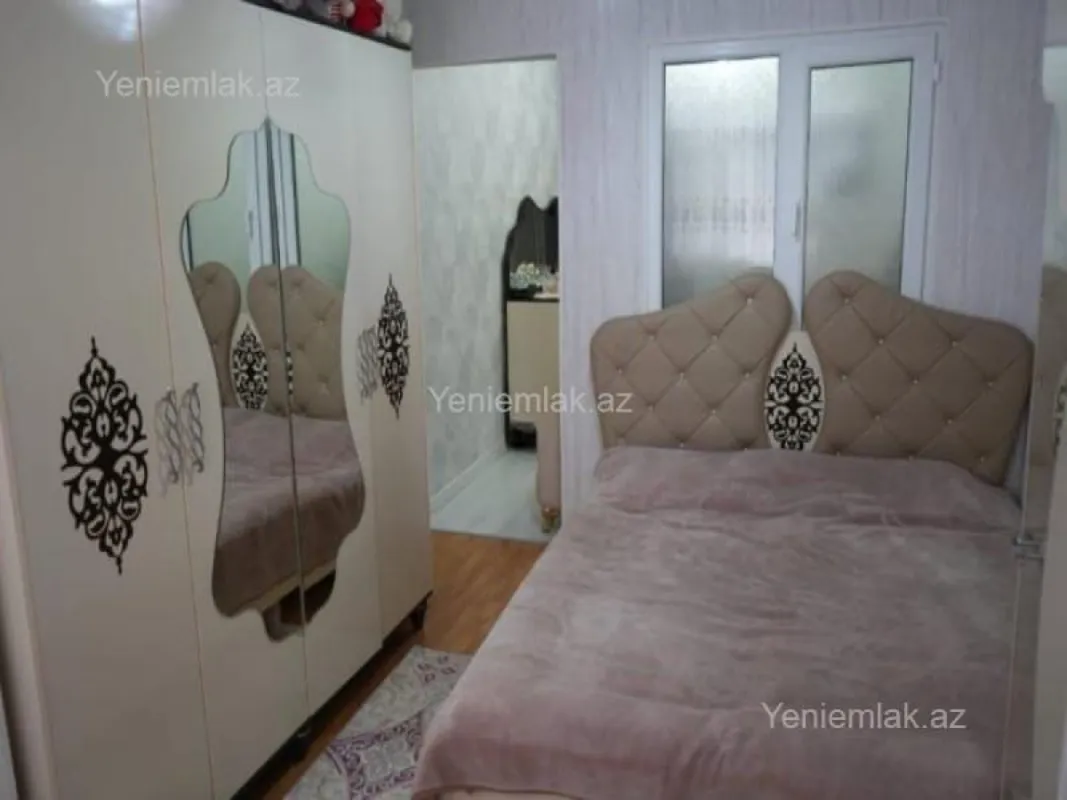 Satılır 2 otaqlı köhnə tikili 40 m²