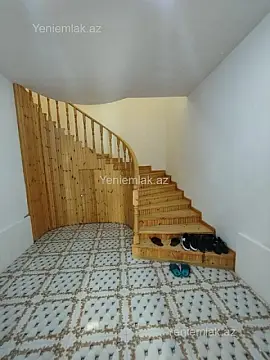 Satılır 6 otaqlı həyət evi 400 m²