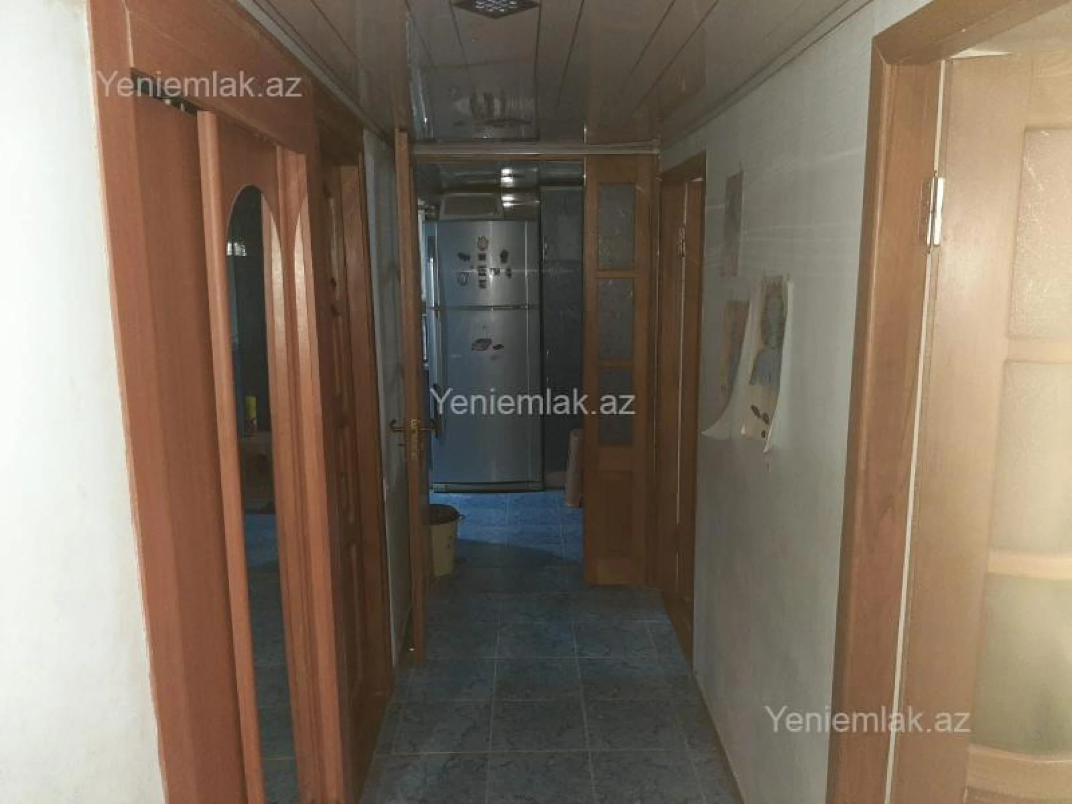 Satılır 3 otaqlı köhnə tikili 70 m²