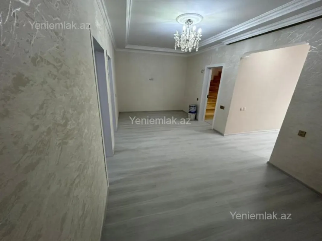 Satılır 4 otaqlı həyət evi 130 m²