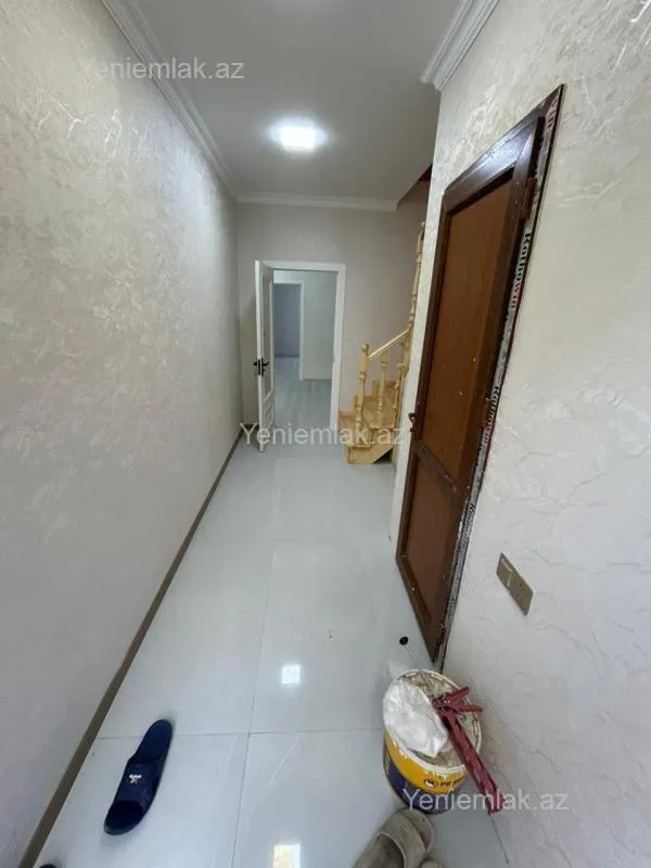Satılır 4 otaqlı həyət evi 130 m²