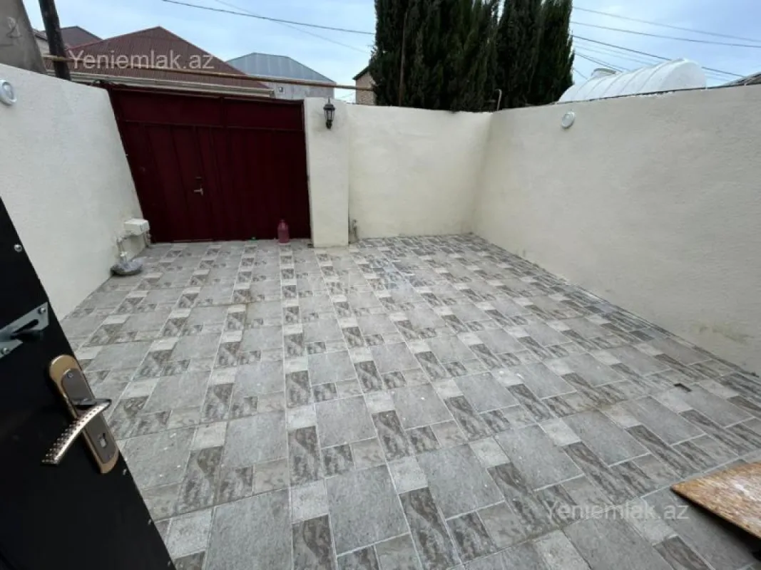 Satılır 4 otaqlı həyət evi 130 m²