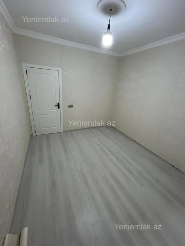 Satılır 4 otaqlı həyət evi 130 m²