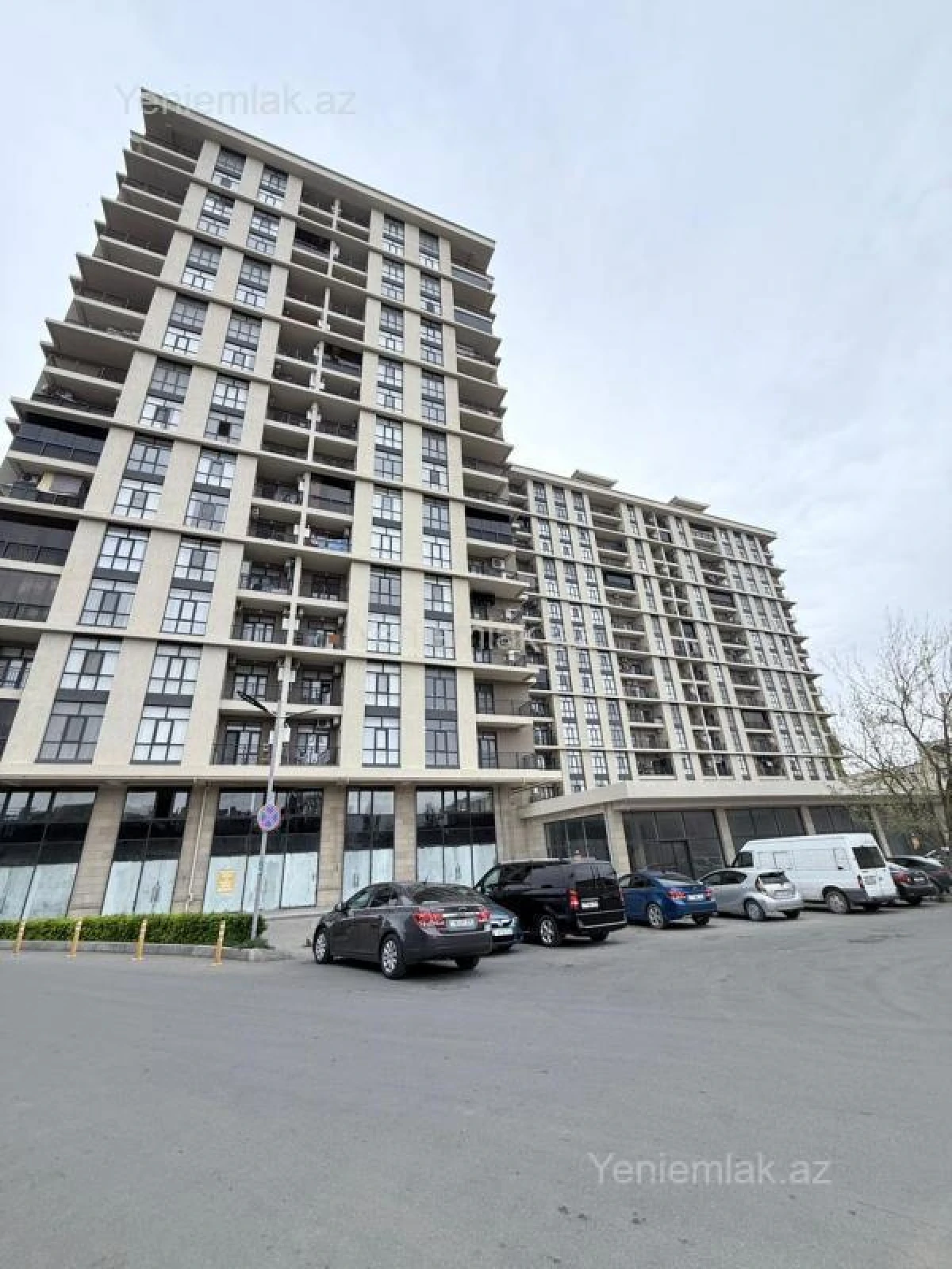 Satılır 2 otaqlı yeni tikili 74.4 m²