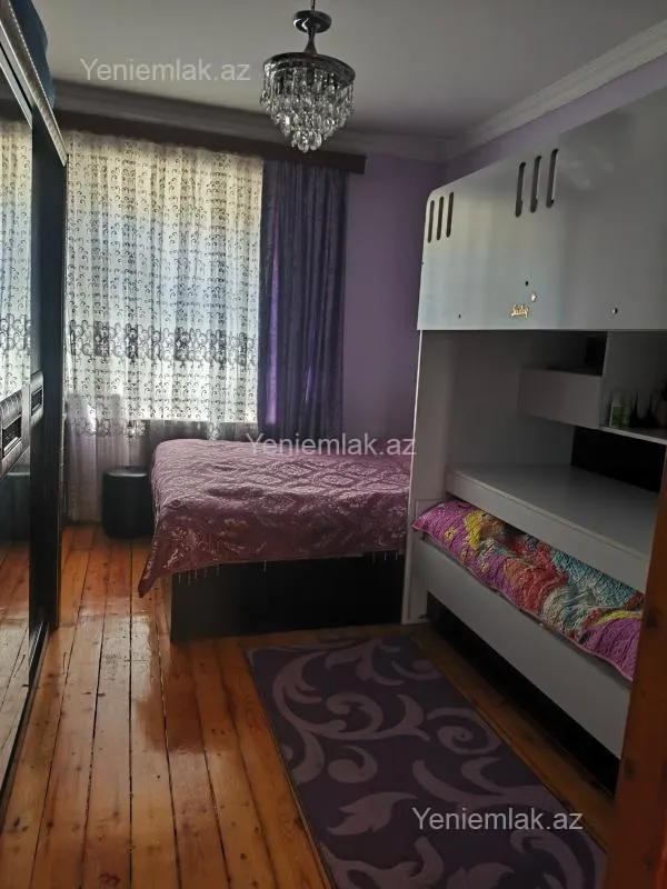 Satılır 2 otaqlı köhnə tikili 46 m²