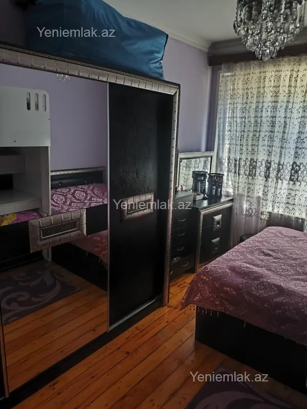 Satılır 2 otaqlı köhnə tikili 46 m²