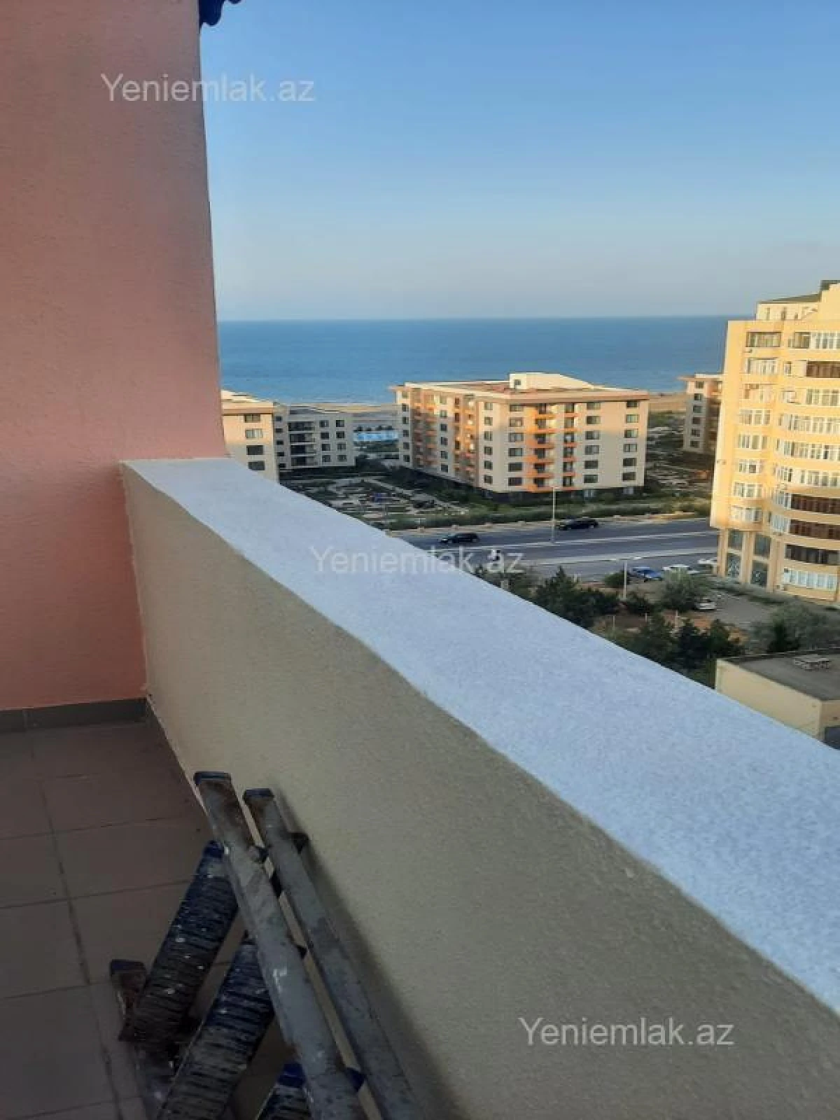 Satılır 3 otaqlı köhnə tikili 72 m²