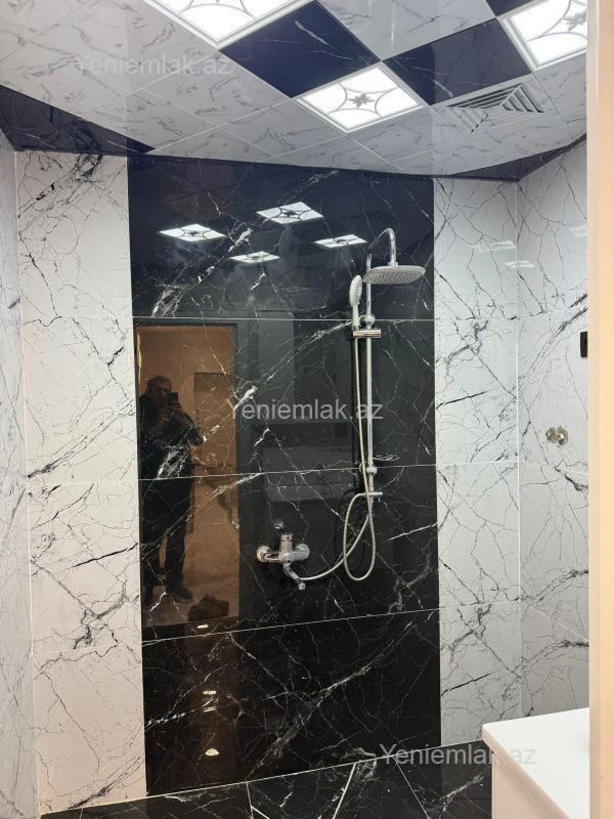 Satılır 3 otaqlı yeni tikili 84 m²